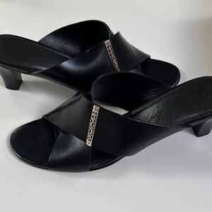 New in Box Brighton Black Women's Sandals with Silver Accent